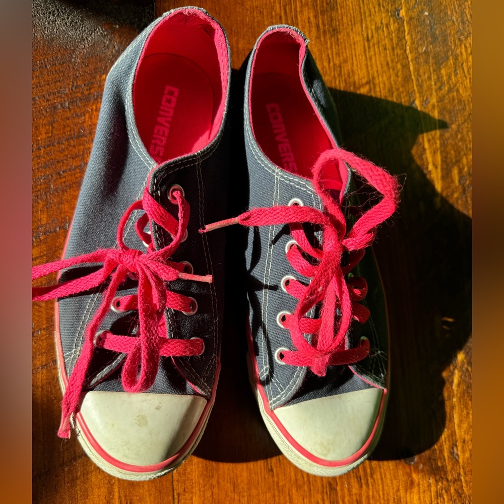 Converse All-Star Chucks Navy Hot Pink Size 7 38